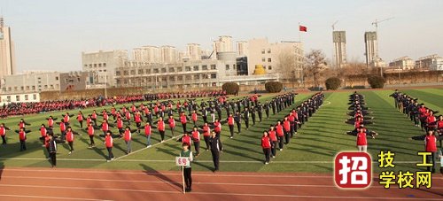 中考分多少才能上河北商贸学校 招生信息