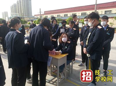 石家庄铁路学校学生会纳新开始啦！