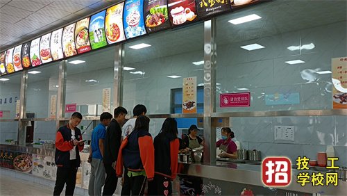 石家庄同仁医学中专学校食堂怎么样？ 招生信息