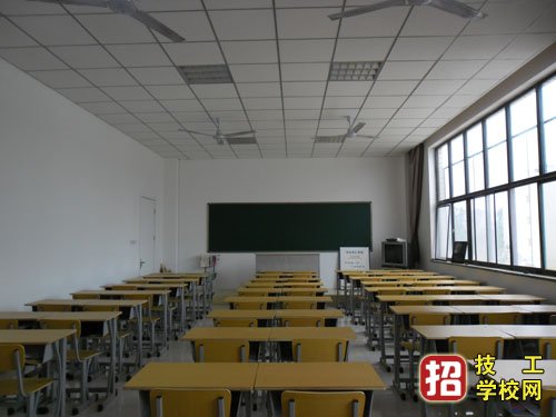 石家庄新华区有没有正规的医学中专学校？