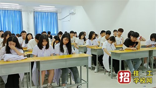 石家庄同仁医学院升学率怎么样？